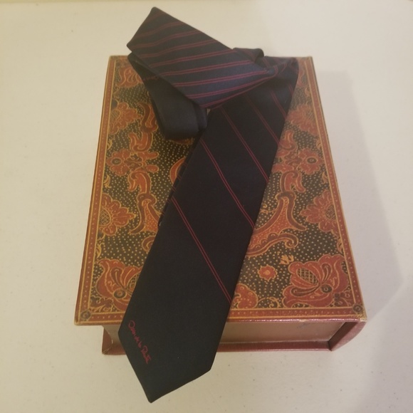 Oscar de la Renta Other - Vintage Oscar de la Renta Tie
